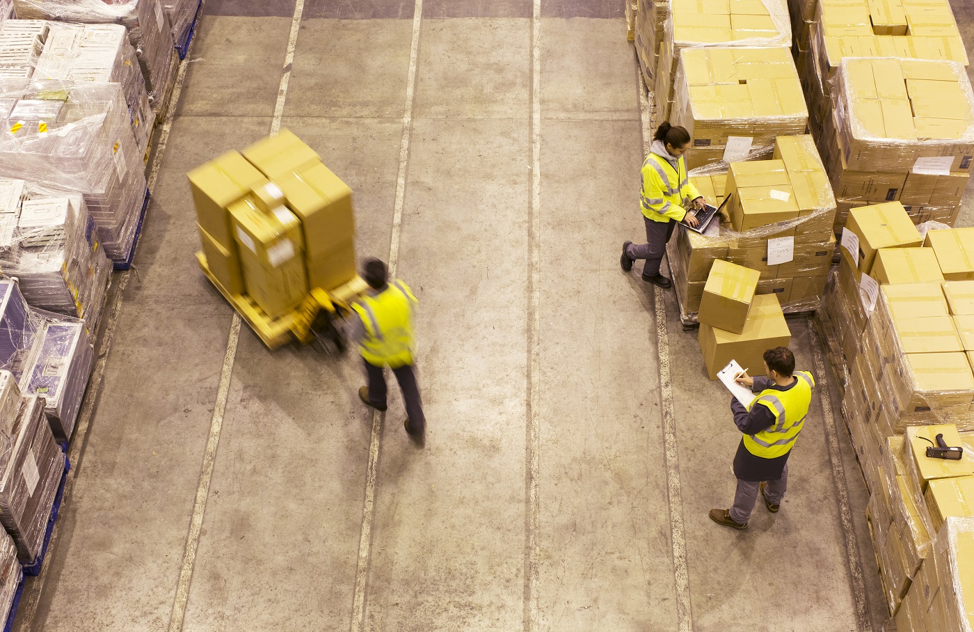 consolidated shipments in warehouse